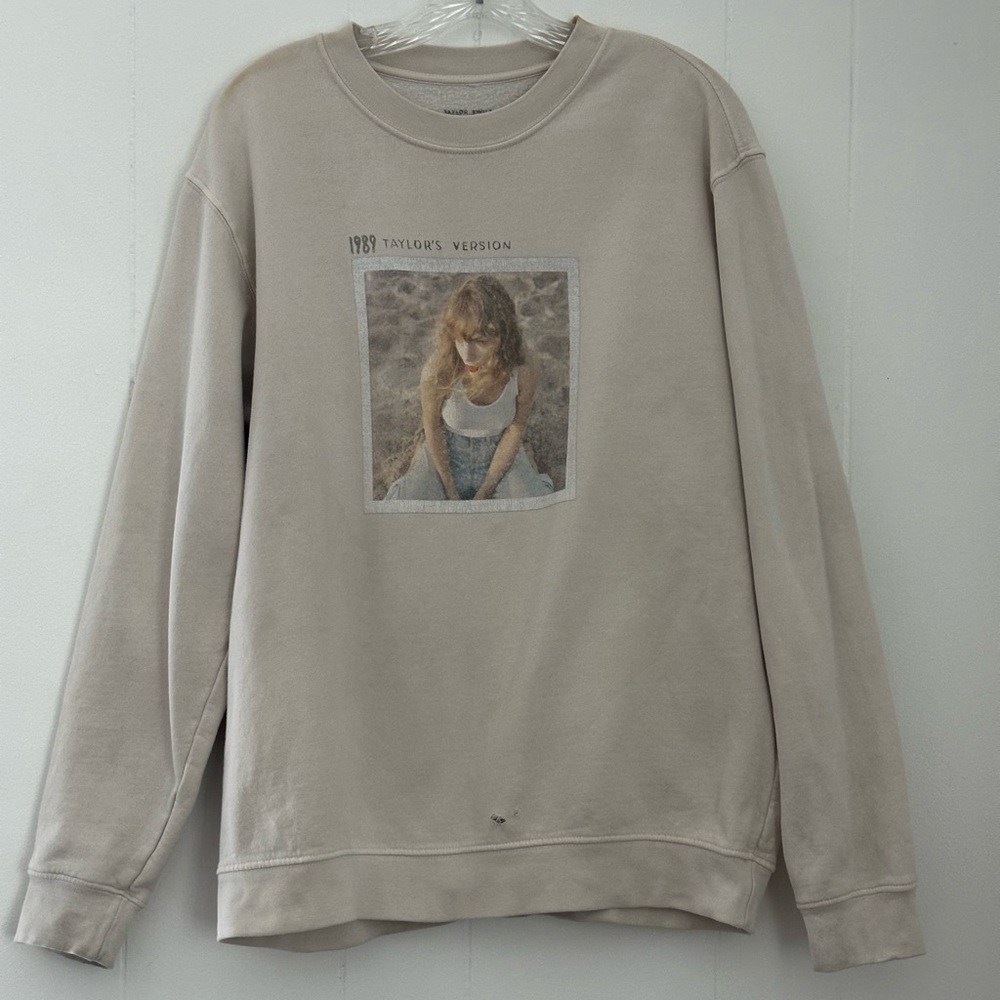 Taylor Swift 1989 Taylor’s Version Double Sided Sweatshirt Seagulls Birds Pop M